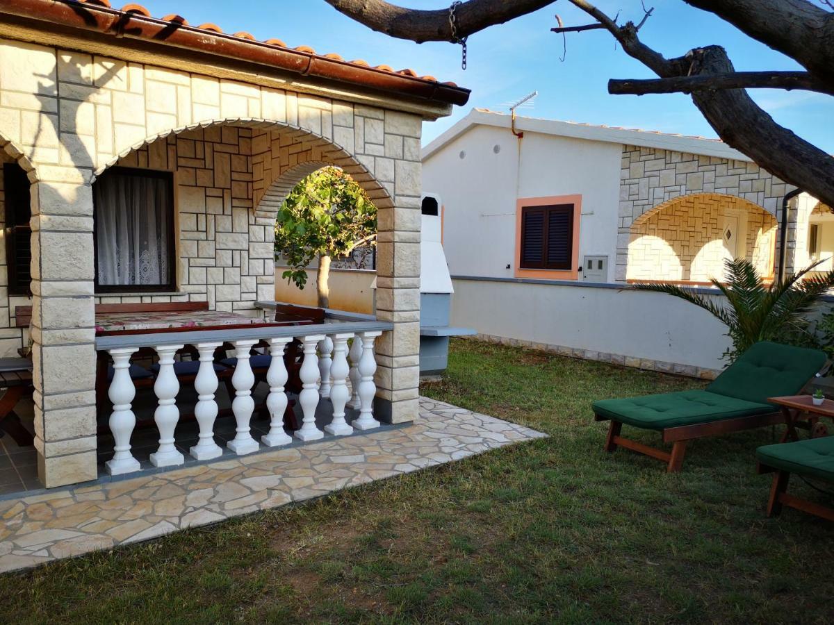 Villa Holiday House Tara Vir Exterior foto