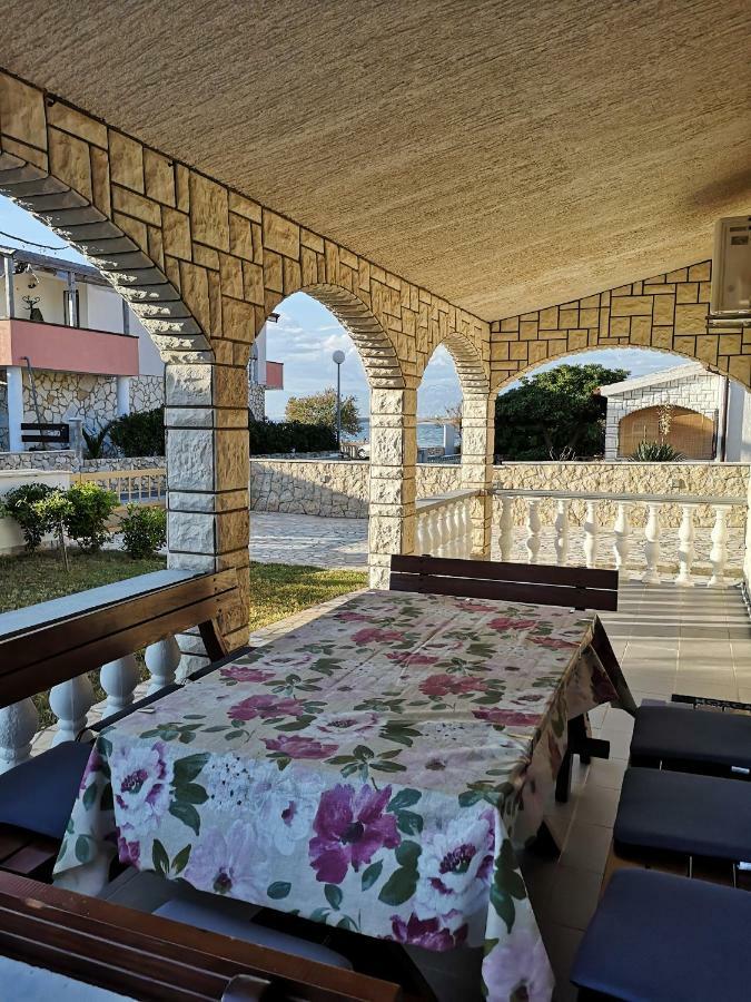 Villa Holiday House Tara Vir Exterior foto